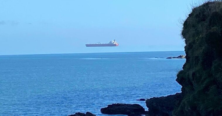 a-‘flying-ship,’-and-the-superior-mirage-behind-it