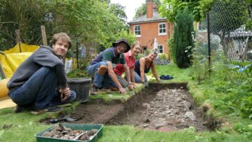 record-numbers-and-exceptional-finds-at-hyde900’s-community-dig&hellip;