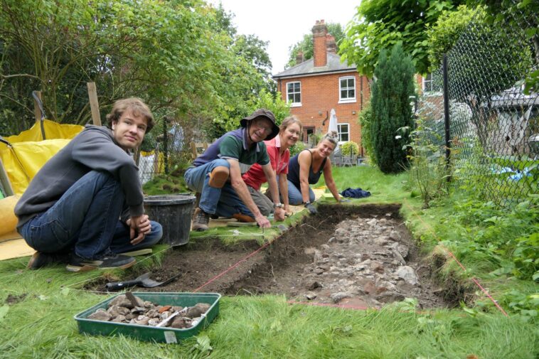 record-numbers-and-exceptional-finds-at-hyde900’s-community-dig&hellip;