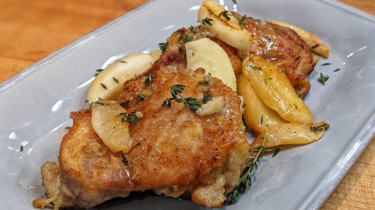 chicken-with-apples-and-pears-and-cheesy-potatoes-|&hellip;