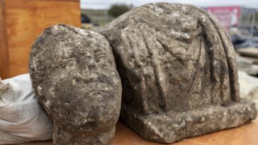 statues-as-‘old-as-jesus’-found-by-hs2-archaeologists&hellip;