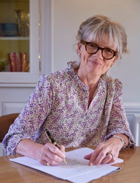 paul-hollywood’s-‘unashamedly-indulgent’-sixth-book-dished-up-by…