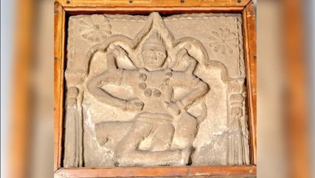 stolen-artefacts-to-be-returned-to-india-from-scotland…