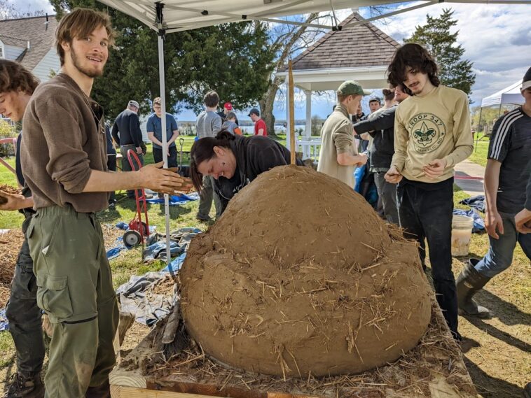 dig-into-public-archaeology-at-jefferson-patterson-park-…