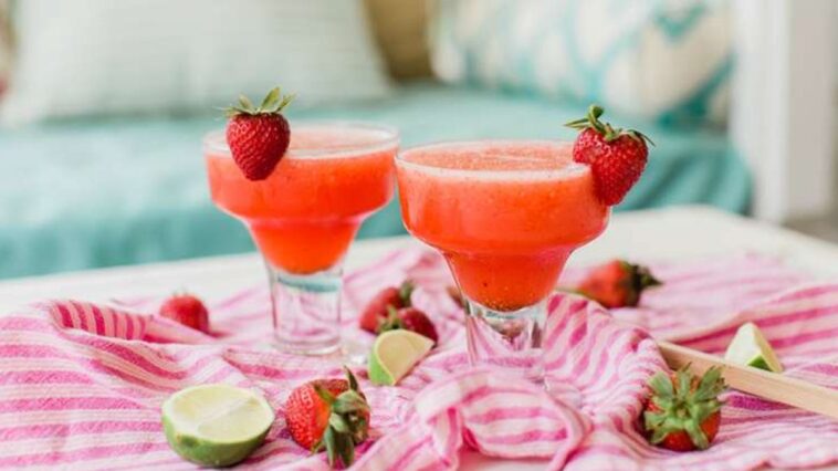 from-punch-to-pimm’s,-these-cocktails-hit-the-spot&hellip;